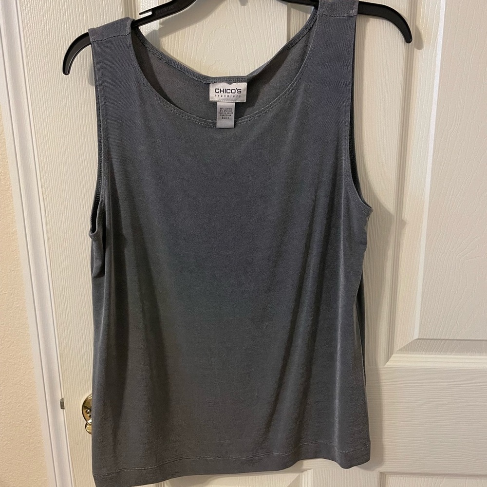 Chico’s Travelers tank top in grey size 2 (large)